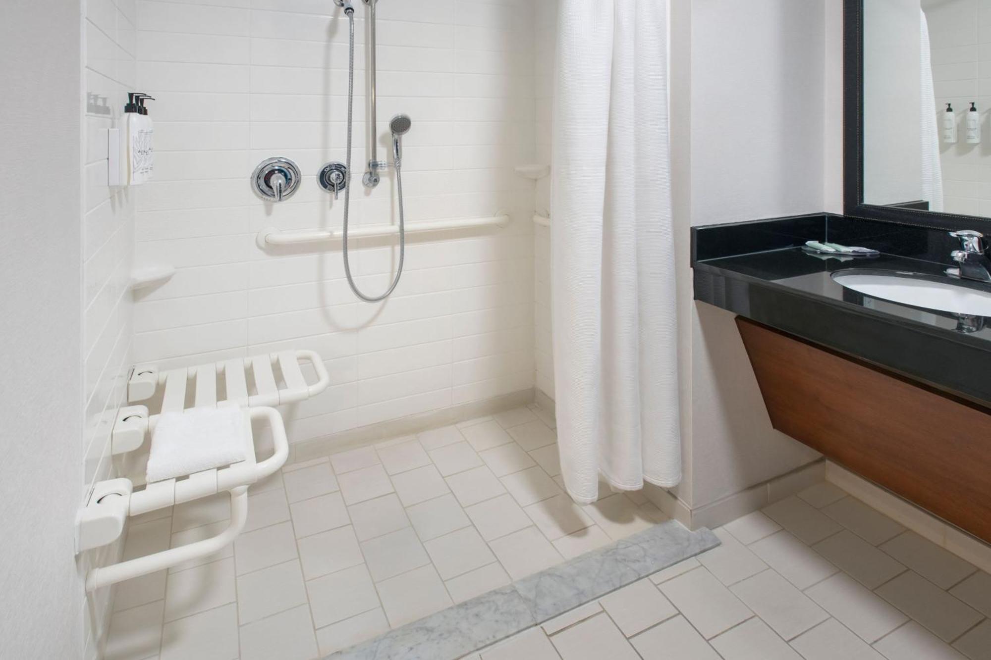 Fairfield Inn & Suites By Marriott Watertown Thousand Islands Exterior foto